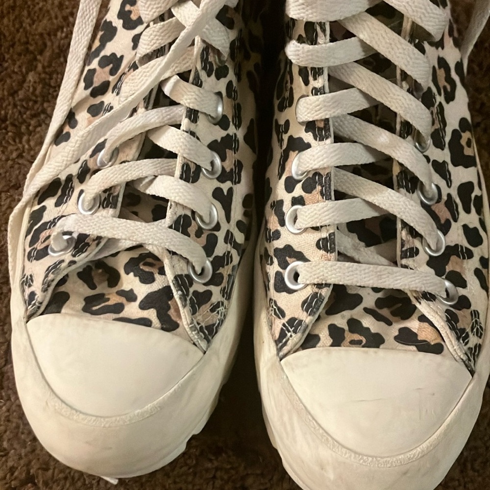 Converse